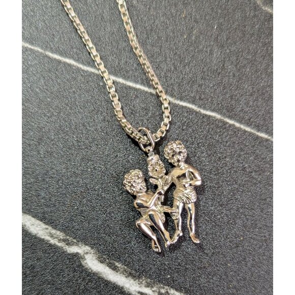 Monet Gemini Zodiac Pendant Necklace Silver Tone 16" I Two Figures - Picture 4 of 9